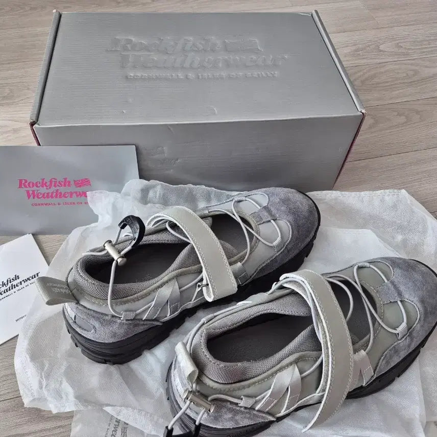 [BUNJANG] Rockfish Brin Velcro Sneakers (Grey) / 락피쉬 브린 벨크로 스니커즈 (그레이)