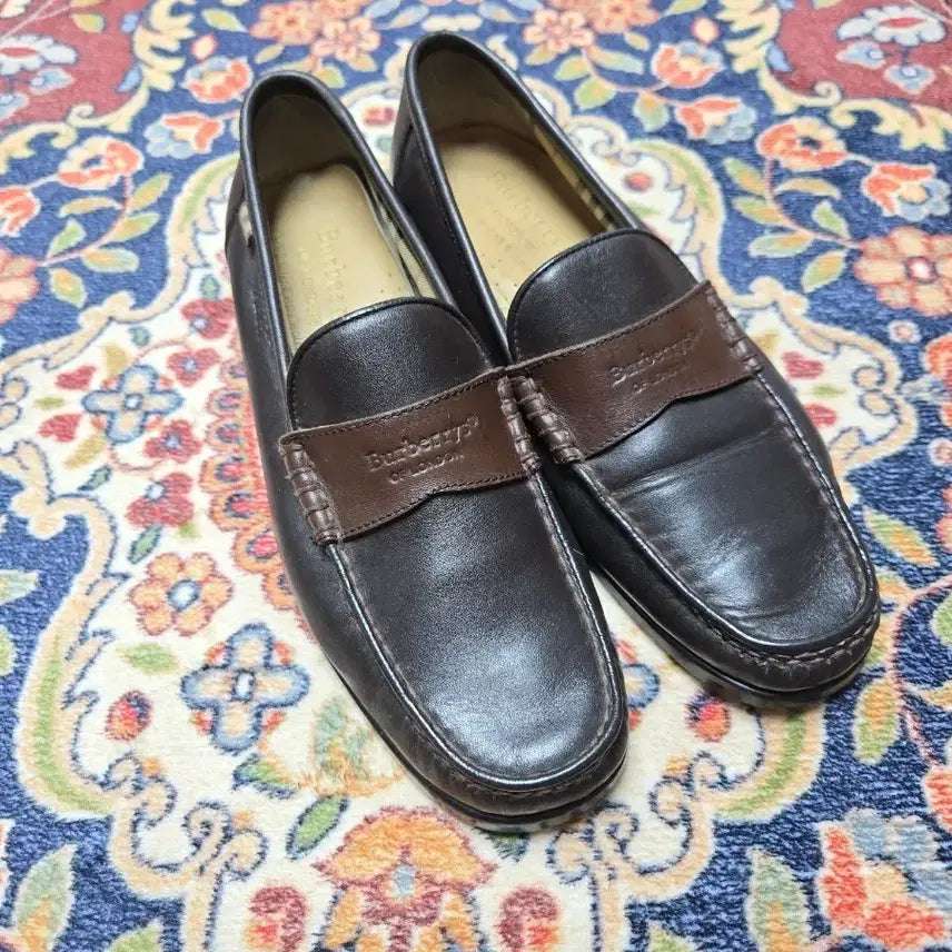 [BUNJANG] Burberrys Vintage Leather Loafers Brown EE 235 / [사이즈 235EE] 빈티지 버버리(Burberrys)  레더 로퍼 브라운