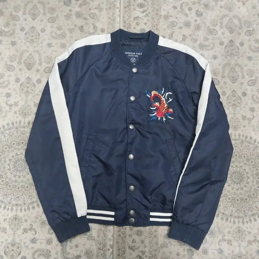 [BUNJANG] American Eagle Koi Embroidered Sukajan Jacket XS / 아메리칸이글 코이 자수 잉어 스카쟌자켓 XS (66반까지)