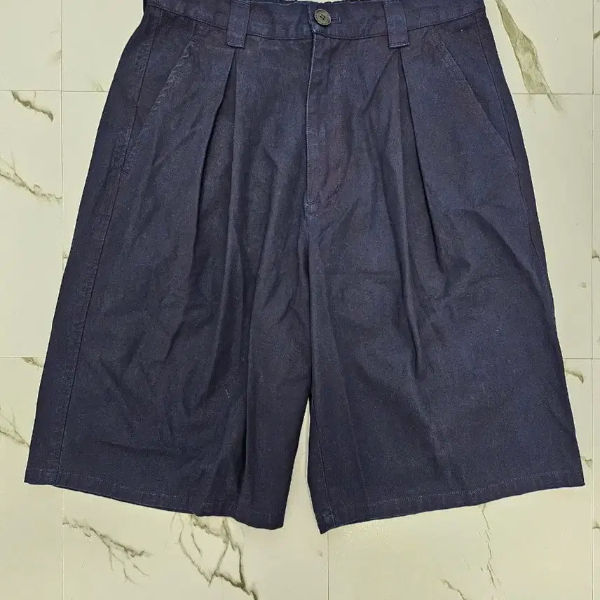 [BUNJANG] Blueblue Japan Navy Pin-tuck Shorts / 블루블루재팬 blueblue 네이비 핀턱 반바지