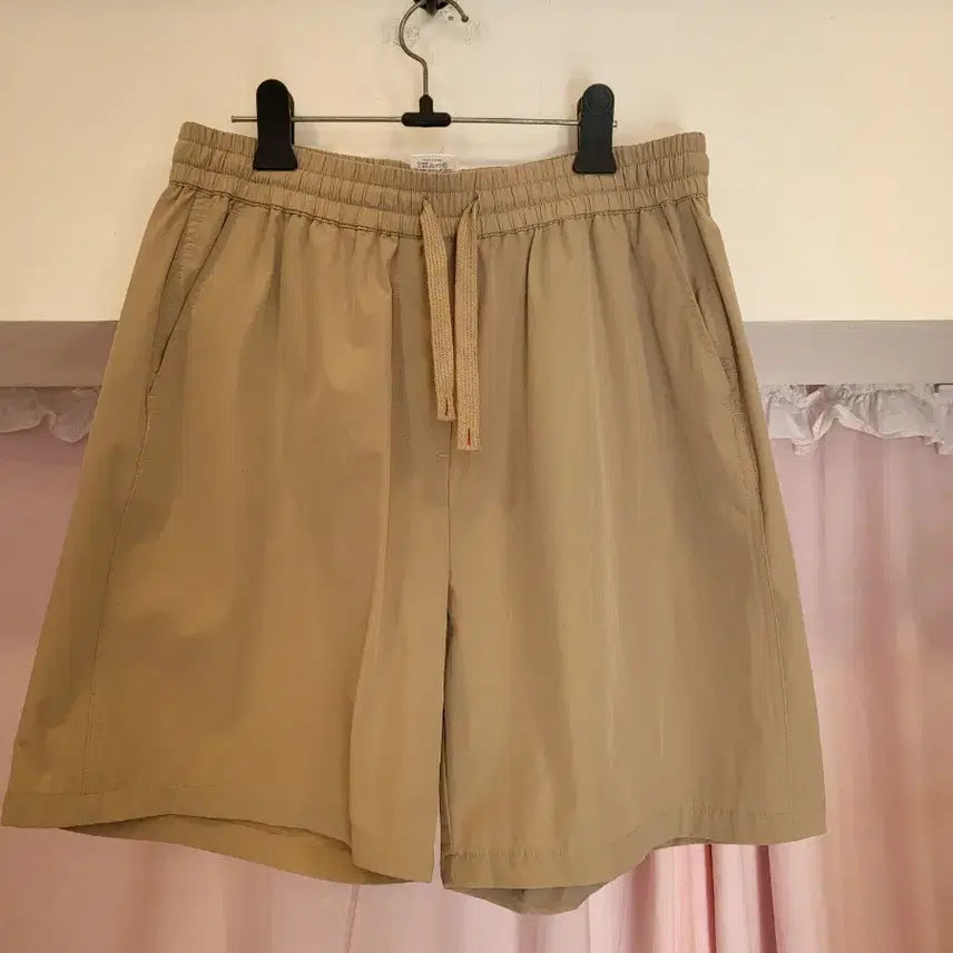 [BUNJANG] Feltics Beige Shorts Size M / 펠틱스반바지