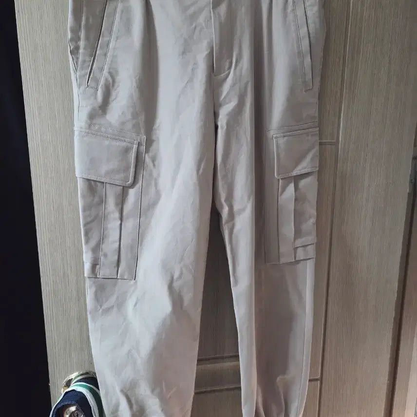 [BUNJANG] System Cargo Jogger Pants Beige / 시스템 베이지색 카고 조거 팬츠