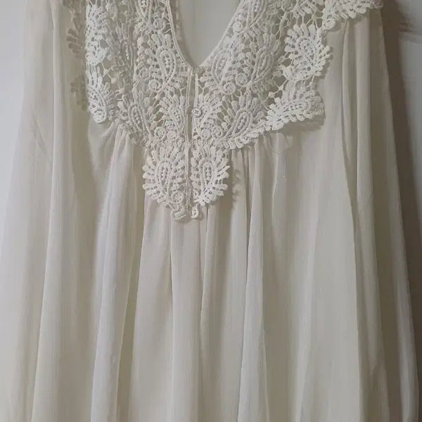 [BUNJANG] Lace See-Through Blouse with Inner Camisole Set (New) / 레이스 시스루 블라우스 (새상품)