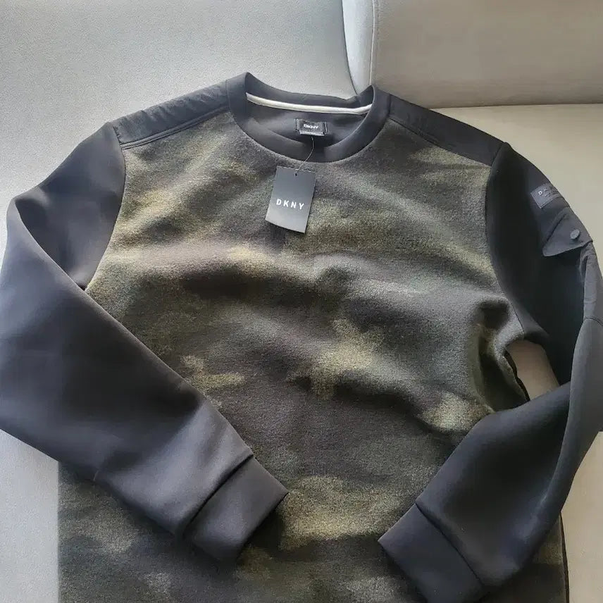 [BUNJANG] DKNY Men's Camouflage Pattern Long Sleeve T-Shirt / DKNY 남성 긴팔티셔츠