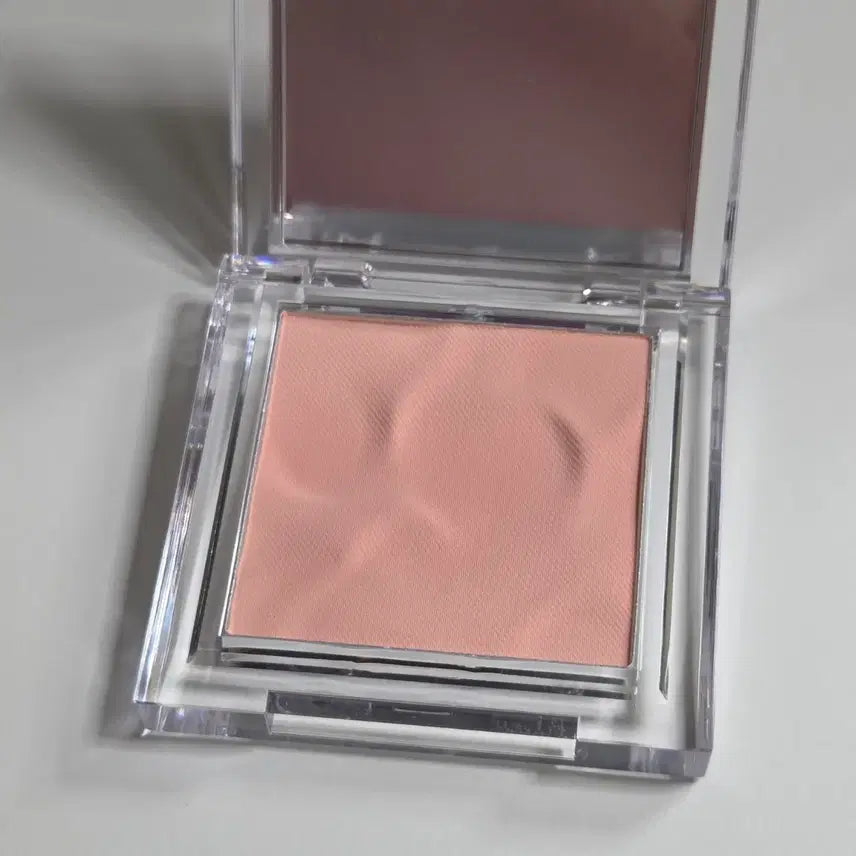 [BUNJANG] AboutTone Fluffy Wear Blusher 09 Dallish Milky Coral / 어바웃톤 플러피 웨어 블러셔 09 달리쉬 밀키 코랄