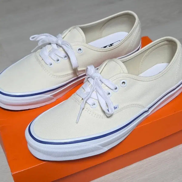 [BUNJANG] Vans Vault Authentic Off-White Cream / 반스 볼트 어센틱 오프화이트 크림 vault