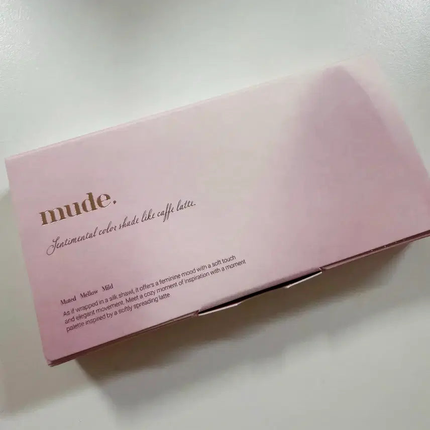 [BUNJANG] Mude Eyeshadow Palette Shall Moment Vanilla Tea Latte / 뮤드 아이섀도우 팔레트 숄 모먼트) 미개봉 바닐라 티 라떼