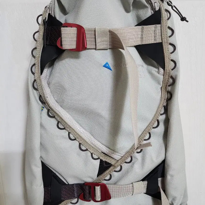 [BUNJANG] Klättermusen Yggdrasil 18L Backpack White / 클라터뮤젠 요쿨18 화이트