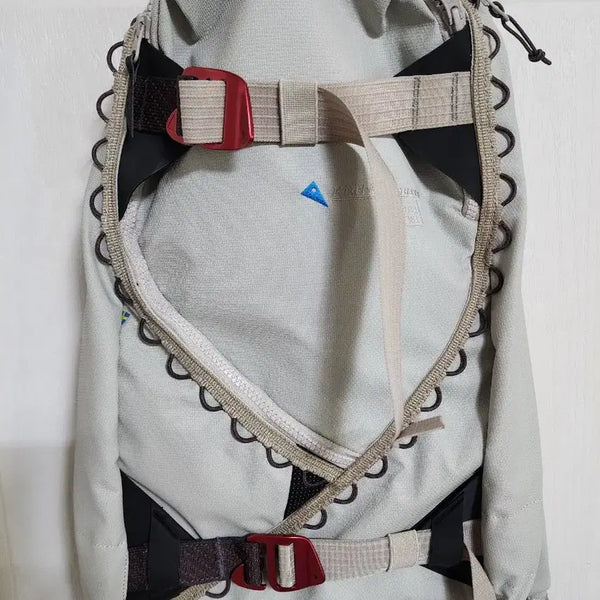 [BUNJANG] Klättermusen Yggdrasil 18L Backpack White / 클라터뮤젠 요쿨18 화이트