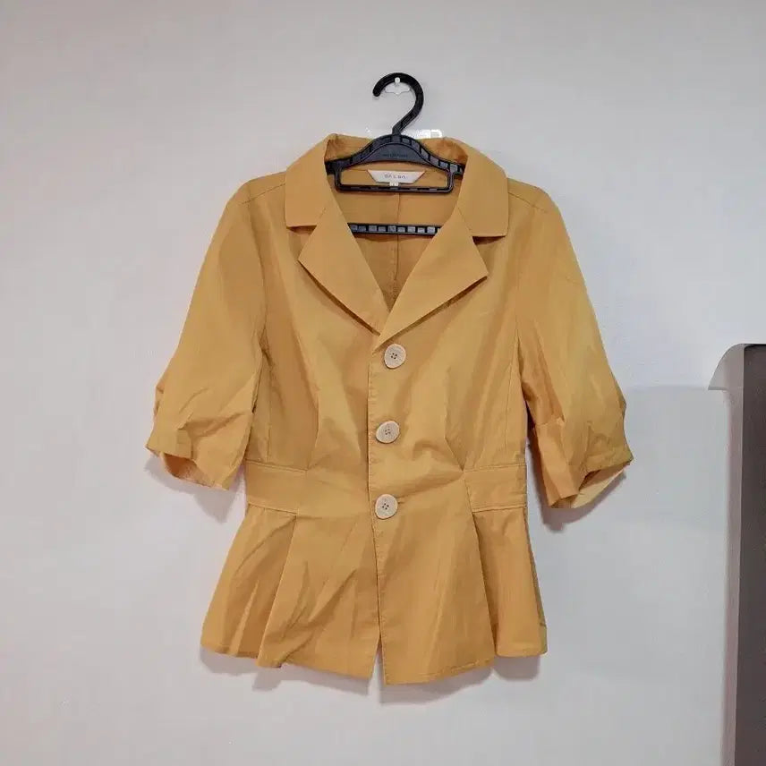 [BUNJANG] Mustard Yellow Short Sleeve Jacket / [여성 자켓]55. 머스타드색상의 숏자켓