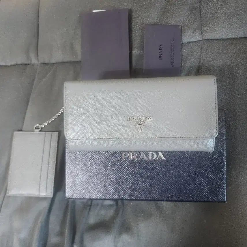 [BUNJANG] Prada Saffiano Women's Long Wallet / 프라다 사피아노 여성 장지갑