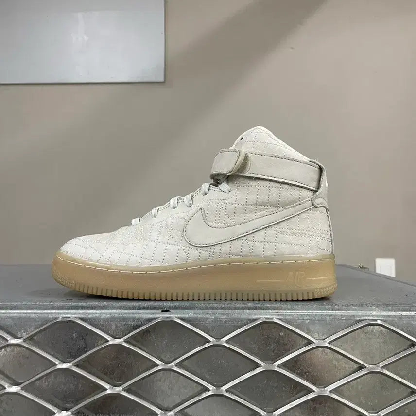 [BUNJANG] Nike Air Force 1 High 'New York' / 나이키 에어포스1 하이 뉴욕 240 (gr-5839)