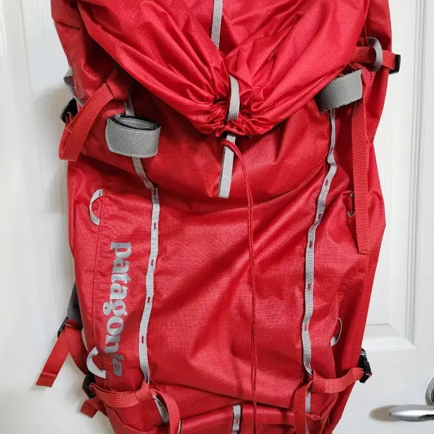 [BUNJANG] Patagonia Ascensionist 35 Backpack Red / 파타고니아 어센셔니스트35 배낭 레드