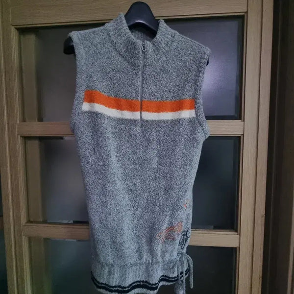 [BUNJANG] Kim Young Joo Half Zip Vest 95 / 김영주 하프집업 조끼 95
