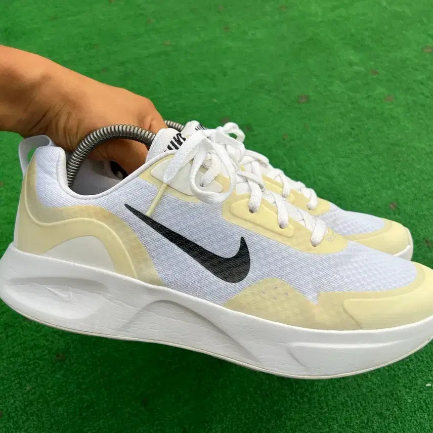 [BUNJANG] Nike Wear All Day Sneakers Size 260mm / 나이키 웨어 올데이 운동화 260mm