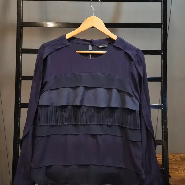 [BUNJANG] it MICHAA Tiered Pleats Ruffle Long Sleeve Blouse Navy / [M] 잇미샤 it MICHAA 티어드 플리츠 러플 긴팔 블라우스 네이비 3.5