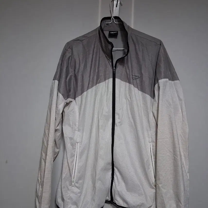 [BUNJANG] Pro-Specs Windbreaker Jacket Gray/White Size 100 / 프로스펙스 바람막이 자켓 그레이/화이트(100)