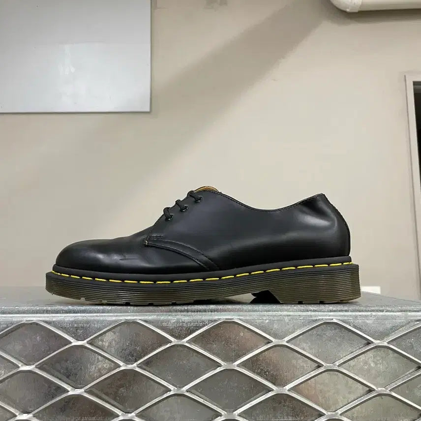 [BUNJANG] Dr. Martens 1461 Smooth Leather Shoes UK 7 / 닥터마틴 1461 스무스 uk7