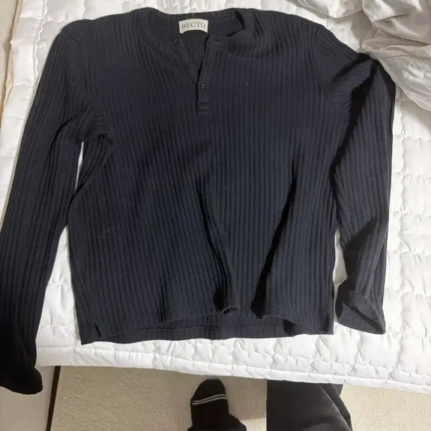 [BUNJANG] Recto Henryneck Knit Black M / 렉토 헨리넥 니트 블랙 m