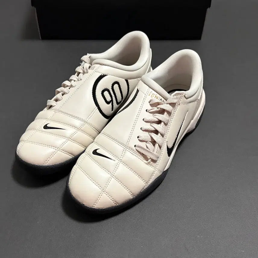 [BUNJANG] Nike Total 90 3 SP Light Orewood Brown Black (HJ9351-100) - Size 265 / [265] 나이키 토탈 90 3 SP 라이트 오어우드 브라운 블랙
