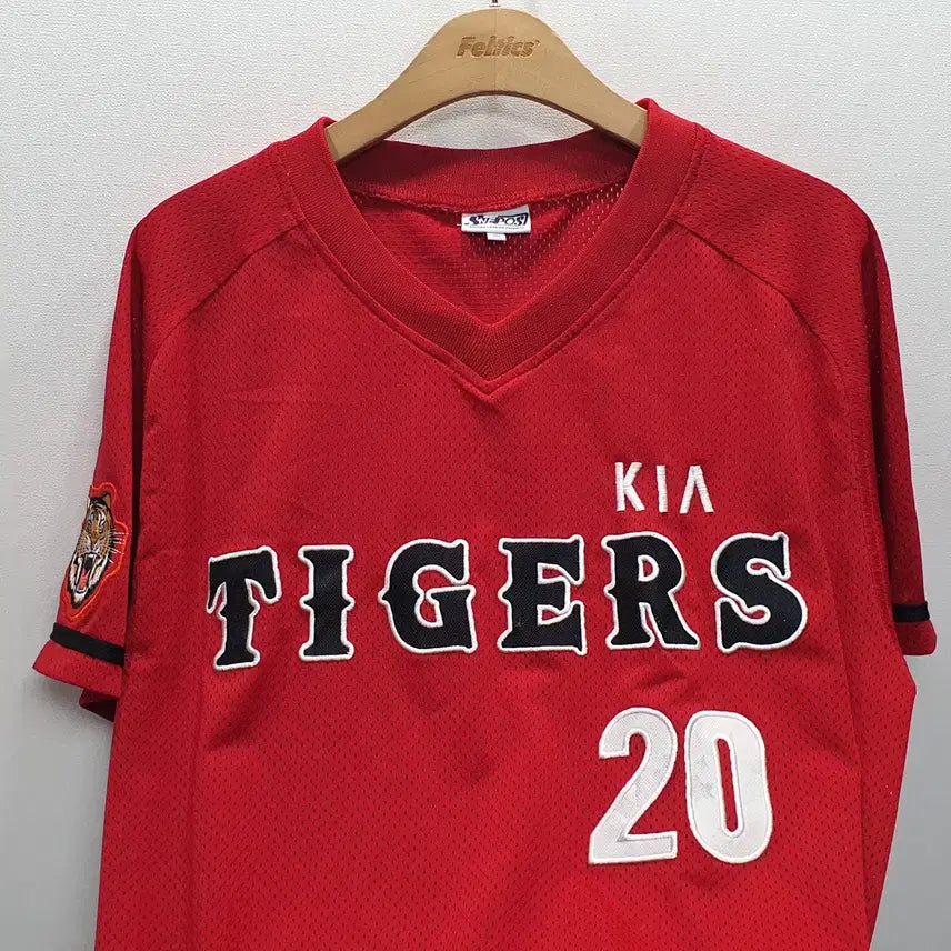 [BUNJANG] Kia Tigers Yoon Suk-min Baseball Jersey Size 100 / 네포스 기아타이거즈 윤석민 유니폼 100사이즈