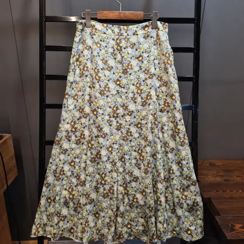 [BUNJANG] Thursday Island Floral Flare Long Skirt / [M] 써스데이아일랜드 Thursday Island 플라워 플레어 롱스커트 2.5