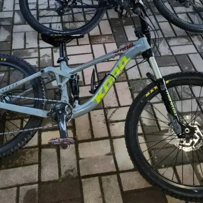 [BUNJANG] Kona Process 24 Full Suspension Mountain Bike / 코나 프로세스 24 풀샥 팔아요