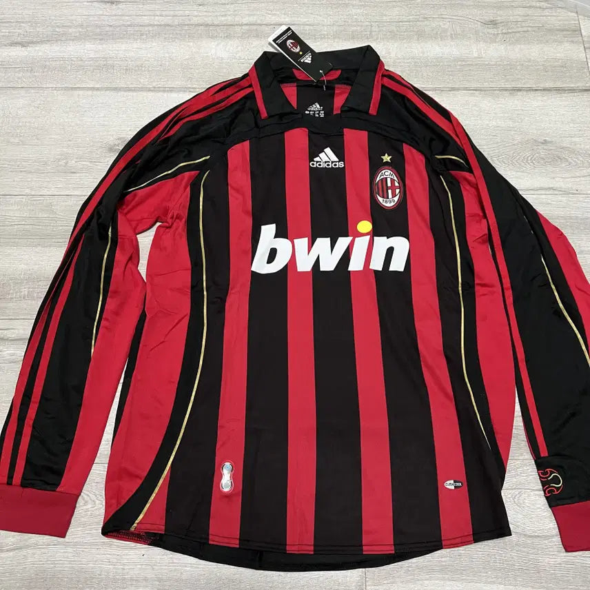 [BUNJANG] AC Milan Bwin Retro Long-Sleeve Football Jersey / AC밀란 BWIN 레트로 긴팔 축구 유니폼