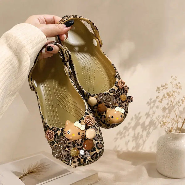 [BUNJANG] Crocs Mary Jane Leopard Print Clog Sandals with Charms / 크록스 메리제인 호피 + 지비츠