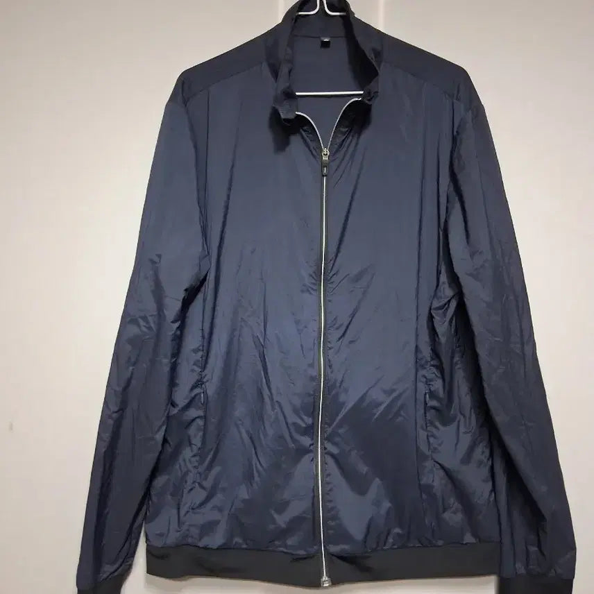 [BUNJANG] Men's Windbreaker Jumper Navy (Size 100) / 남자 바람막이 점퍼 네이비 색상(100)