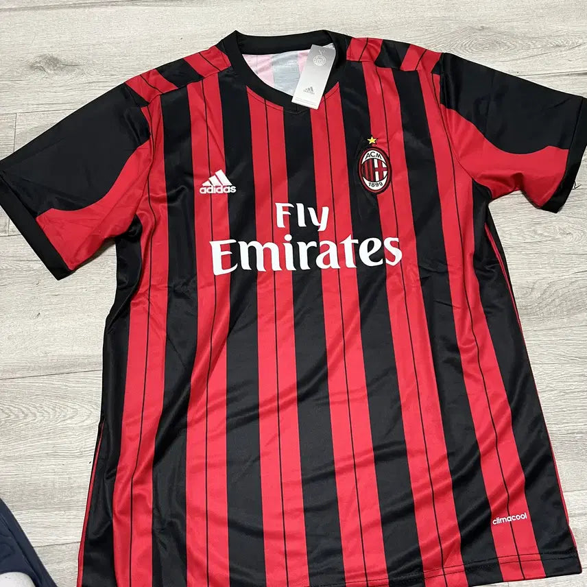 [BUNJANG] AC Milan Fly Emirates Football Jersey / AC밀란 Fly Emirates 축구 유니폼