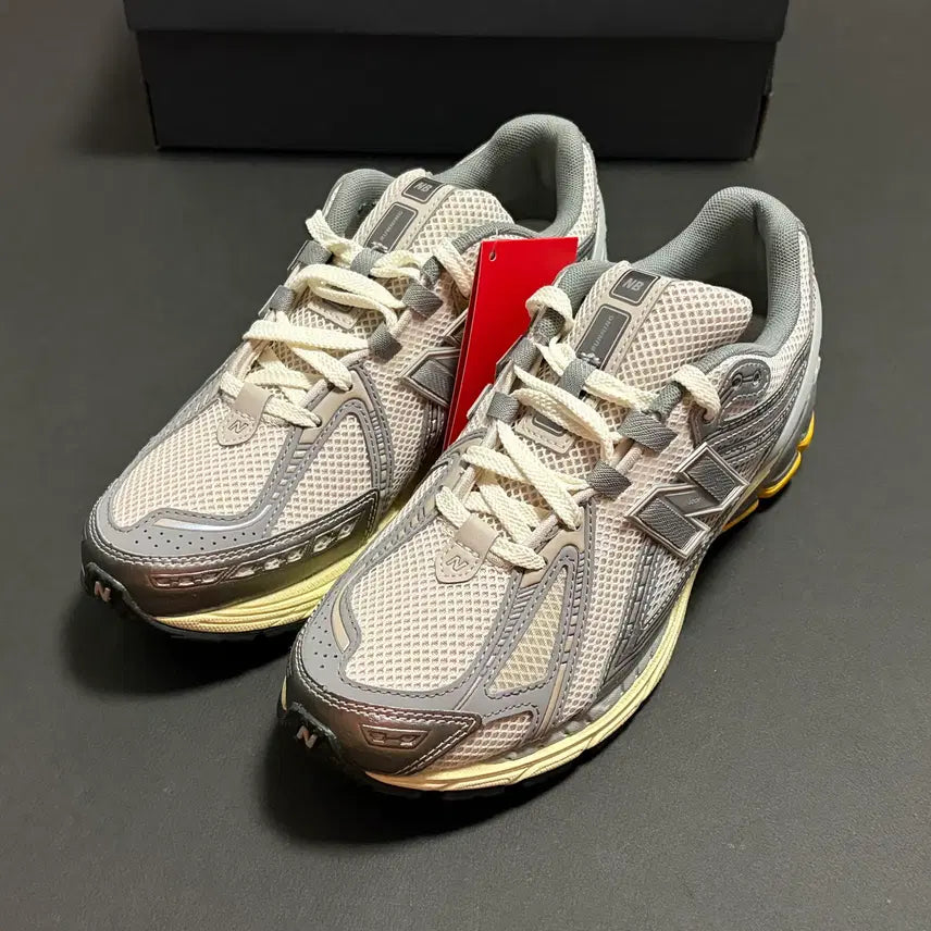 [BUNJANG] New Balance 1906R Grey Silver / [260] 뉴발란스 1906R 그레이 실버