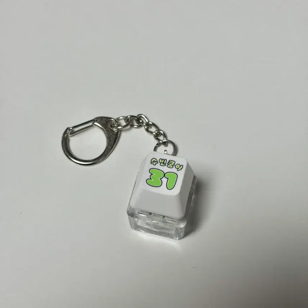 [BUNJANG] Doosan Bears Jung Soo-bin Uniform Keycap Keyring (Kungya) / 두산베어스 정수빈 유니폼 키캡키링 (양파쿵야)