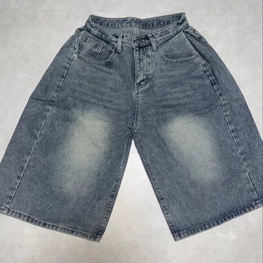 [BUNJANG] Denim Bermuda Shorts / 새상품) 데님 버뮤다 팬츠 여성 바지