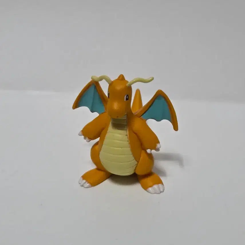 [BUNJANG] Dragonite Moncolle Figure / 망나뇽 피규어 몬코레
