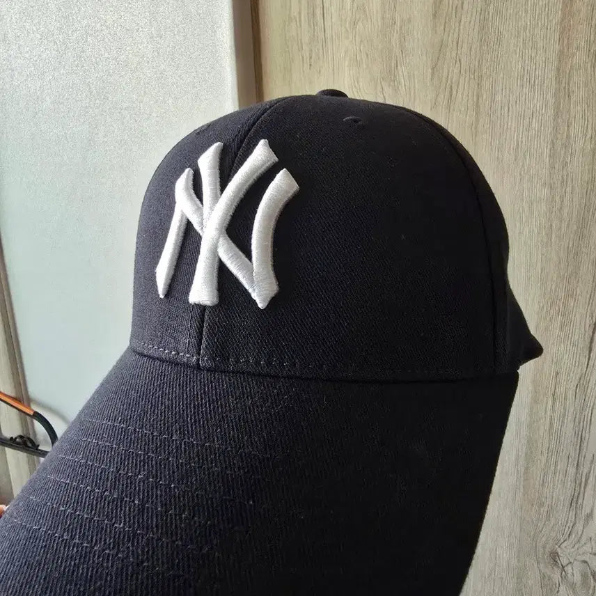 [BUNJANG] MLB New York Yankees Logo Fitted Cap / mlb 피티드캡 볼캡