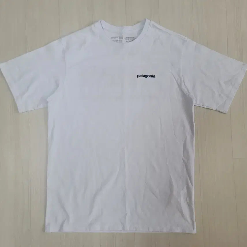 [BUNJANG] Patagonia Round Neck Short Sleeve T-Shirt (S) / (S)파타고니아 라운드넥 반팔티셔츠 판매합니다