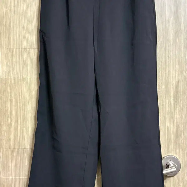 [BUNJANG] Back Banding Straight Leg Slacks / 뒷밴딩 일자 슬랙스
