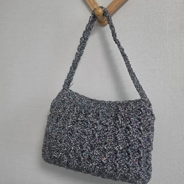 [BUNJANG] Handmade Knitted Silver Shoulder Bag / 핸드메이드 뜨개 실버 숄더백 1