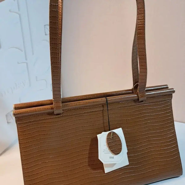 [BUNJANG] TUTTI E PARALLELI Crocodile Pattern Shoulder Bag Brown / 투티에파라렐 숄더백 브라운 악어 무늬