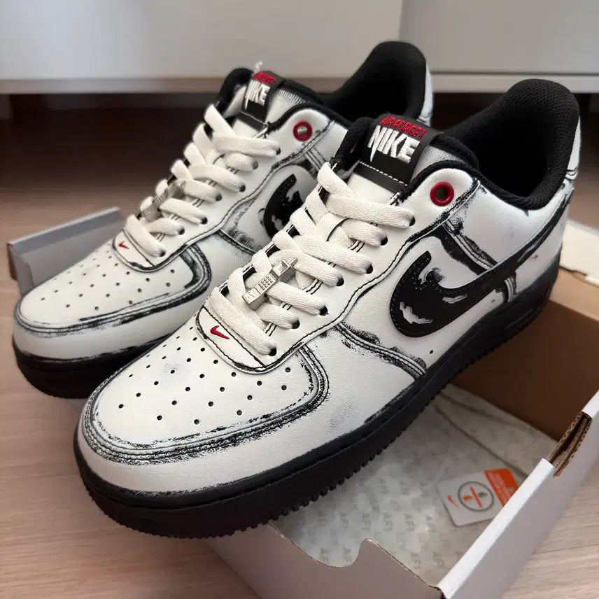 [BUNJANG] Nike Air Force 1 Ghost Face Scream Motif Sneakers / 나이키 에어포스1 고스트 페이스 270mm