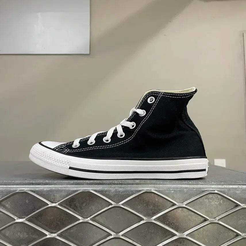 [BUNJANG] Converse All Star High Black / 컨버스 올스타 하이 블랙 245 (gr-5846)