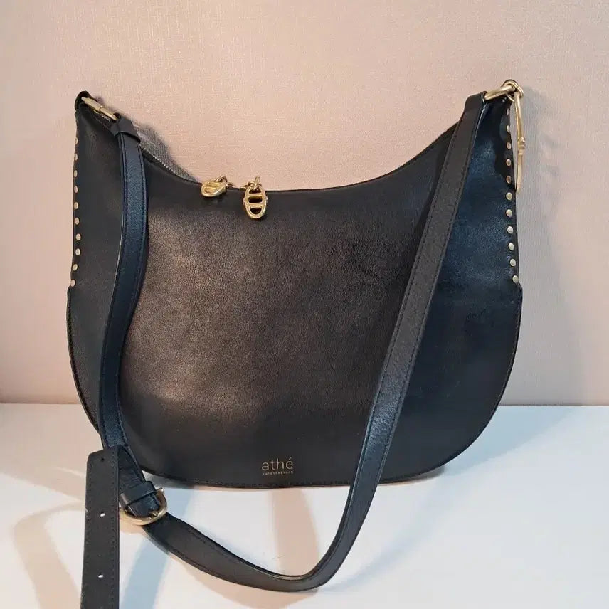[BUNJANG] Atte Vanessa Bruno Black Leather Shoulder Bag / 아떼 바네사브루노 가죽 숄더백 블랙
