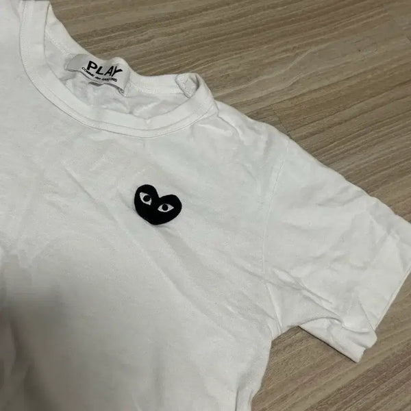 [BUNJANG] Comme des Garçons PLAY White Short Sleeve T-Shirt / 꼼데가르송 플레이 반팔티 화이트