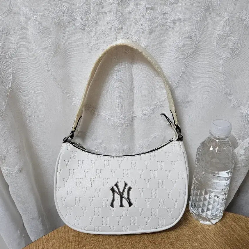 [BUNJANG] MLB Tote Bag Shoulder Bag / MLB 토트백 숄더백