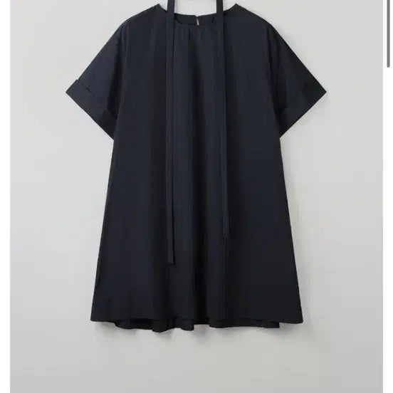[BUNJANG] WINOUT MADE Flora Short Sleeve Muffler Mini Dress Navy / 윈아웃 MADE 플로아 반팔 머플러 미니 원피스 네이비