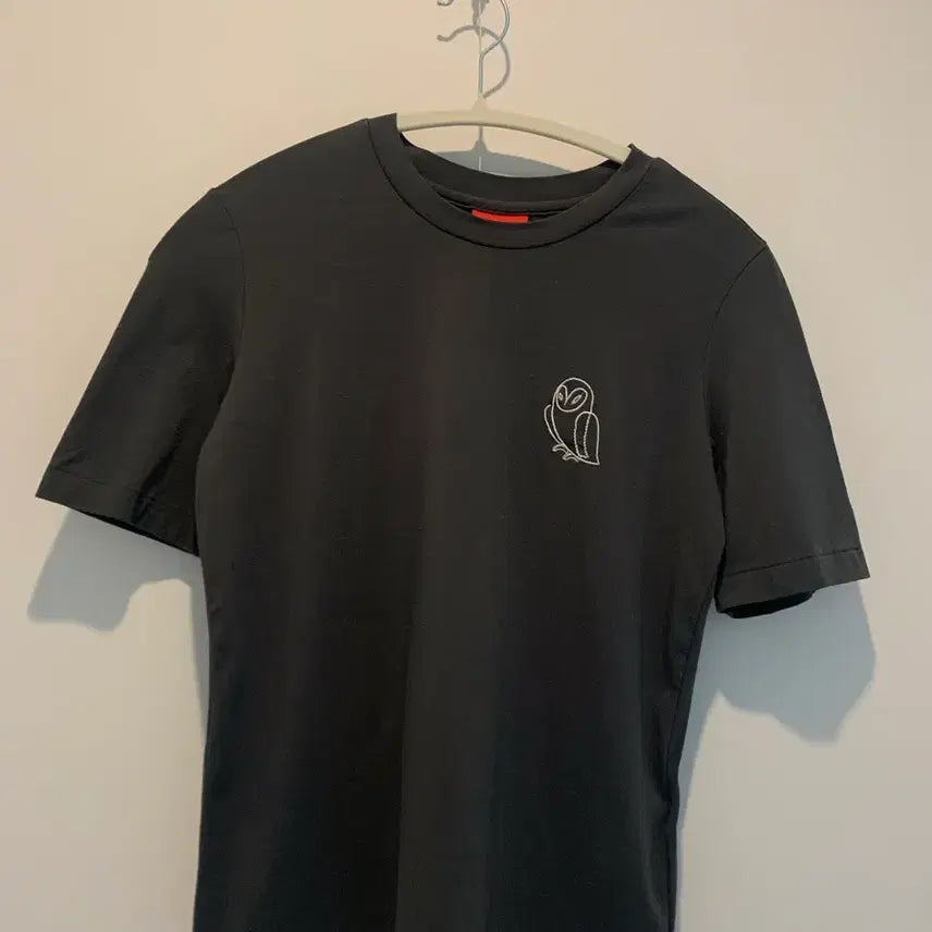 [BUNJANG] Luckychouette Owl Logo T-shirt Dark Grey Size 36 / 억키슈에뜨 오울 반팔티 36