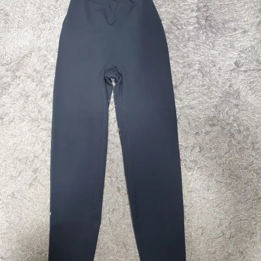 [BUNJANG] Ander Air Cooling 8.2-inch Leggings Deep Night 6 New / 안다르 레깅스 에어쿨링 8.2부 딥나이트 6 새상품