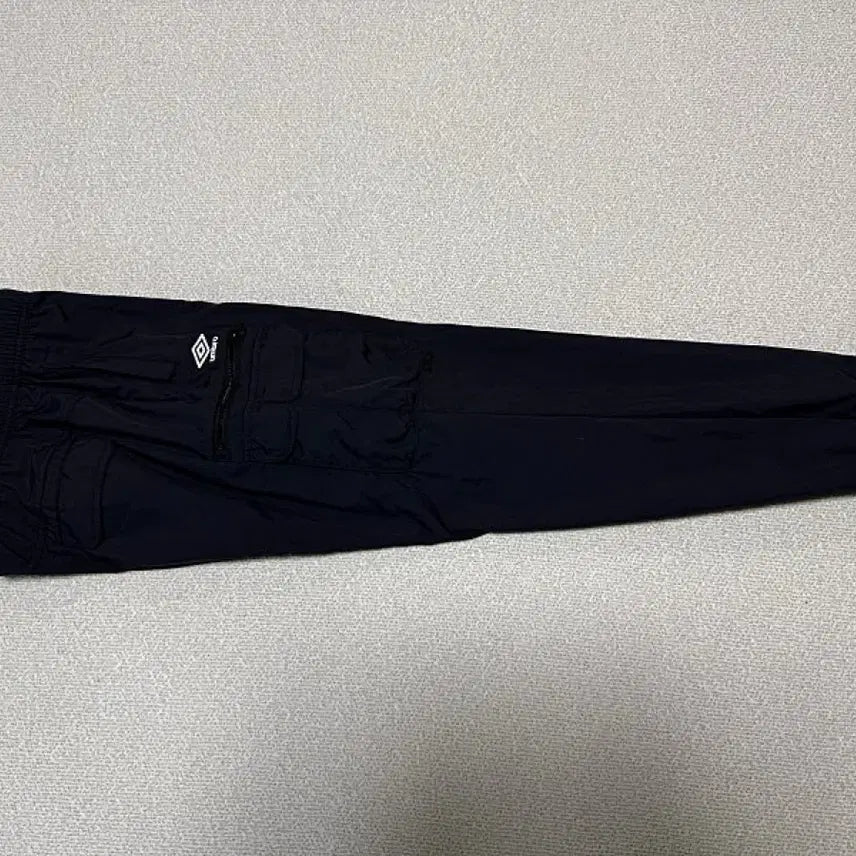 [BUNJANG] Umbro Men's Cargo Jogger Pants (29-inch, Black) / 엄브로 카고 조거팬츠 남성용 29인치