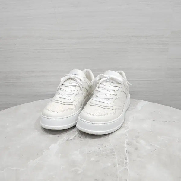 [BUNJANG] Gucci GG White Embossed Leather Sneakers 6.5 / 6.5 / 구찌 GG 화이트 엠보스 레더 스니커즈 669582